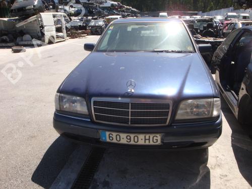 Brugte MERCEDES-BENZ C-CLASS (W202) C 220 (202.022) (150 hp) 3501126