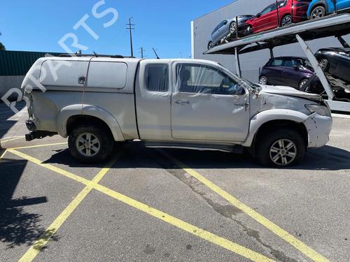 Front left window mechanism TOYOTA HILUX VII Pickup (_N1_, _N2_, _N3_) 2.5 D-4D 4WD (KUN25) | BP29483358C22 