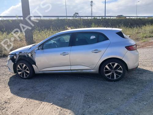 Rear parcel shelf RENAULT MEGANE IV Hatchback (B9A/M/N_) 1.5 Blue dCi 115 (B9A6) | BP38558437C85  - Image 9