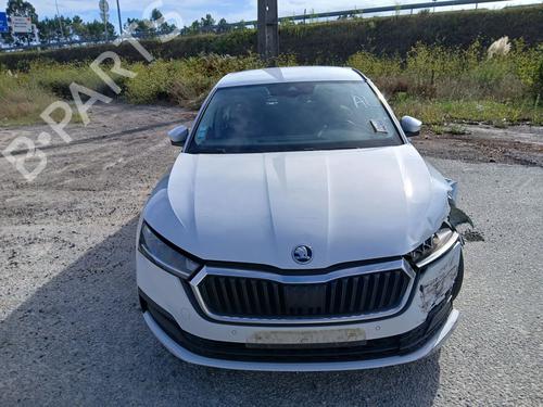 Right front window switch SKODA OCTAVIA IV (NX3, NN3, PV3) 2.0 TDi | BP39406079I26 - Image 4