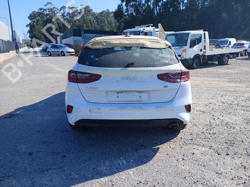 Bandeja trasera KIA CEED (CD) 1.0 T-GDI | BP38937916C85  - Image 12