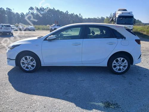 Bandeja trasera KIA CEED (CD) 1.0 T-GDI | BP38937916C85  - Image 11