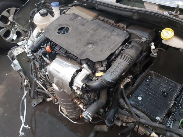 Motor PEUGEOT 208 I (CA_, CC_) 1.5 BlueHDI 100 6996592 | B-Parts