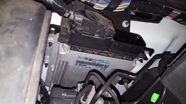 The Secret To Finding The Jaguar Xf Ecu Location - 84uhtc1