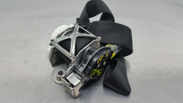 Front Left Belt Tensioner Mercedes Benz C Class W204 34019752 B Parts