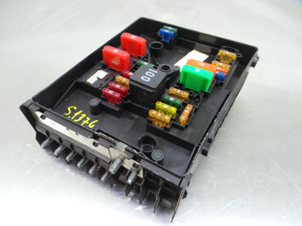 Schéma Boîte à Fusible Golf 6 Tdi www.b-parts.com