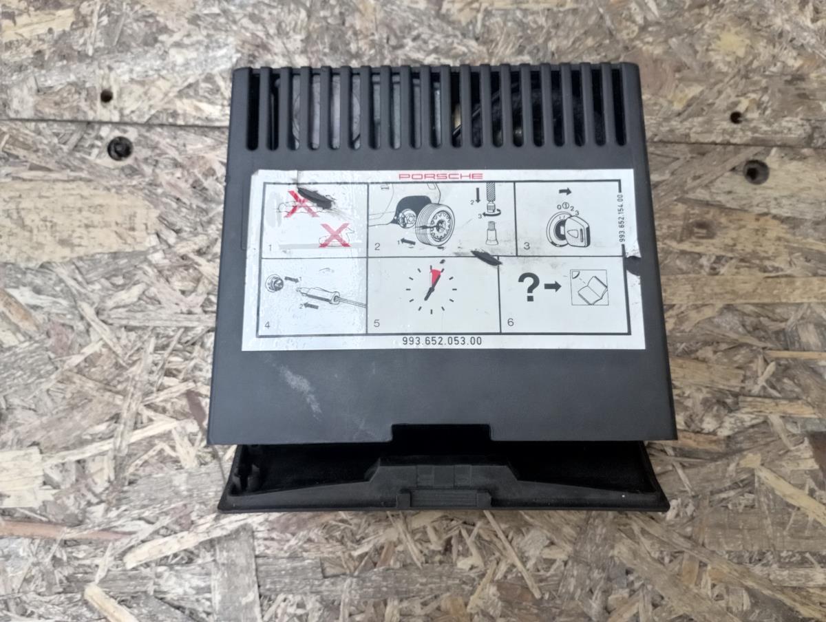 Secondary air pump – Porsche 911 Convertible (996) 3.4 Carrera (1998-2001)