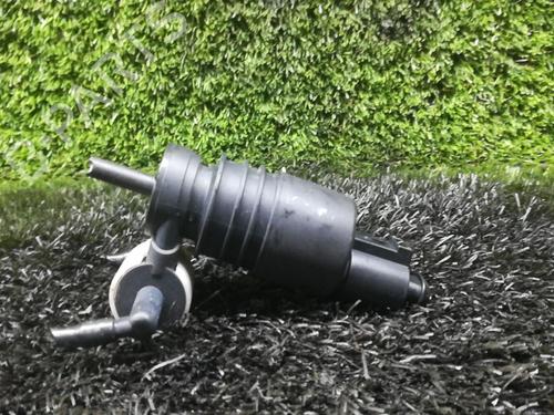 Sprinklervæskepumpe VW GOLF IV (1J1) 1.4 16V (75 hp) 27735065