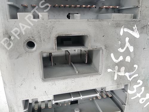 Fuse box FIAT PUNTO (188_) 1.2 16V 80 (188.233, .235, .253, .255, .333, .353, .639,... | BP6960846E1