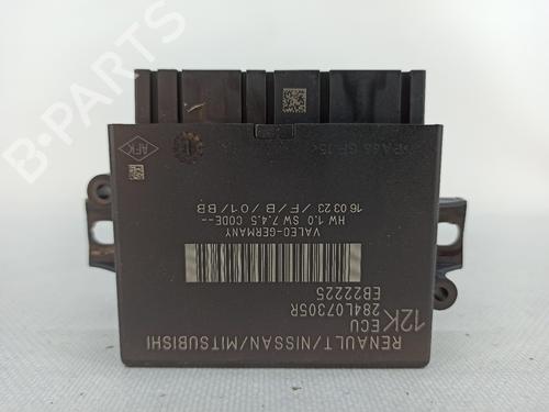 Used Engine control unit (ECU) RENAULT AUSTRAL E-TECH 200 Hybrid (HGM2) (199 hp) 27735485