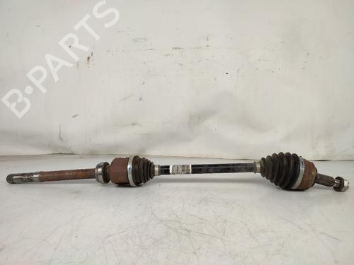 Used Right front driveshaft PEUGEOT 308 III (FB_, FH_, FP_, F3_, FM_) BlueHDi 130 (FBYHZL, FBYHZT) (131 hp) 27735822