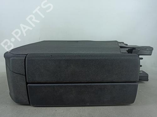 Used Armrest / Center console PEUGEOT 308 III (FB_, FH_, FP_, F3_, FM_) BlueHDi 130 (FBYHZL, FBYHZT) (131 hp) 27735920