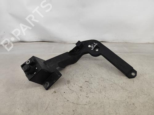 Front bumper bracket VOLVO XC40 (536) T5 Plug-in Hybrid FRENTE DIREITO / DRT