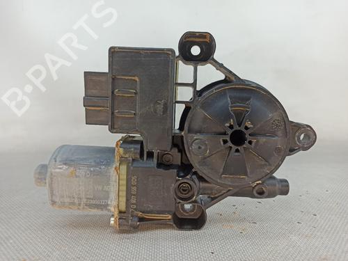 Rudehejsemotor bagstkærm højre VW TAIGO (CS1) 1.0 TSI (110 hp) 27736397