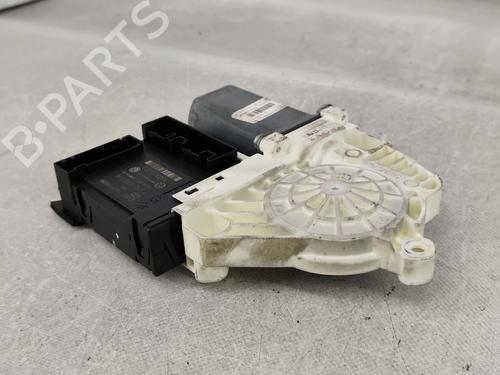 Portierruitmotor linksvoor VW PASSAT B5.5 Variant (3B6) 2.0 TDI | BP25038891E21 