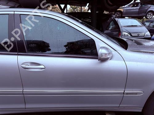 Used Right front door Right front door 25157640 25157640