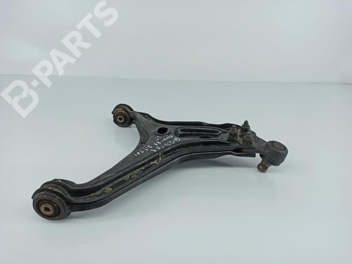 Bras de suspension avant droit AUDI 80 B4 Saloon (8C2) 1.9 TDI (90 hp) N/V