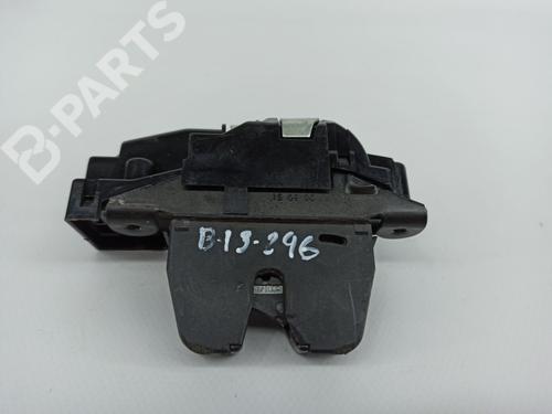 Used Tailgate lock PEUGEOT 308 SW I (4E_, 4H_) 1.6 HDi (109 hp) 6428788
