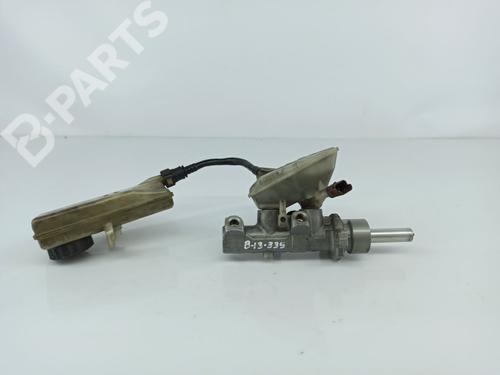 Used Brake master cylinder PEUGEOT 307 SW (3H) 1.6 HDI 110 (109 hp) 6711375