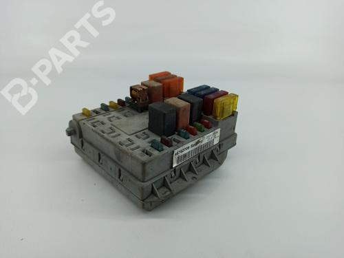 Boîte à Fusibles FIAT DOBLO Box Body/MPV (223_) 1.9 D (223ZXB1A) | BP6778827E1