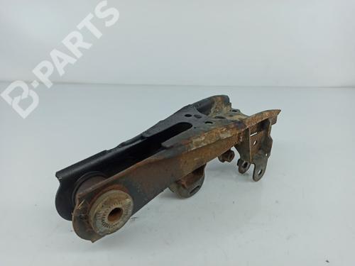 Right front suspension arm TOYOTA HIACE IV Van (__H1_, __H2_) 2.4 D (LXH12, LXH22) | BP6832824M13 