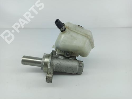 Used Brake master cylinder Brake master cylinder BMW 1 (F20) 118 d (143 hp) 6889786 6889786