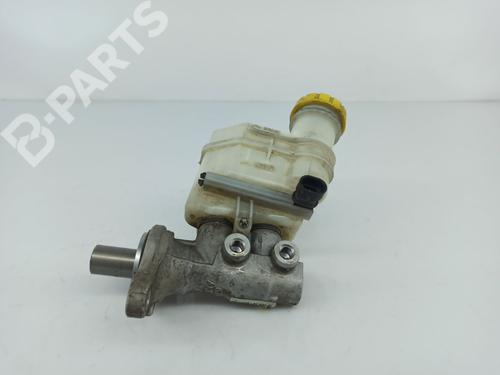 Used Brake master cylinder FIAT 500 (312_) 1.3 D Multijet (312AXB1A) (75 hp) 6896987