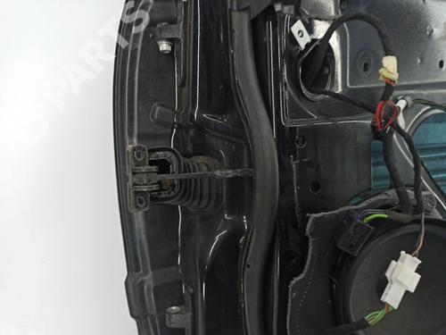 Right front door MERCEDES-BENZ E-CLASS (W211) E 320 CDI (211.022) | BP6912956C3 