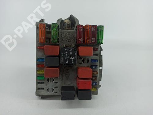 Used Fuse box ALFA ROMEO 147 (937_) 1.6 16V T.SPARK (937.AXA1A, 937.AXB1A, 937.BXB1A) (120 hp) 7200500