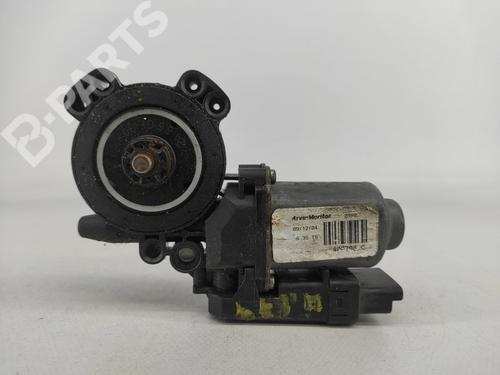 Right rear window motor RENAULT LAGUNA II Grandtour (KG0/1_) 1.9 dCi (KG0G) | BP7794325E22