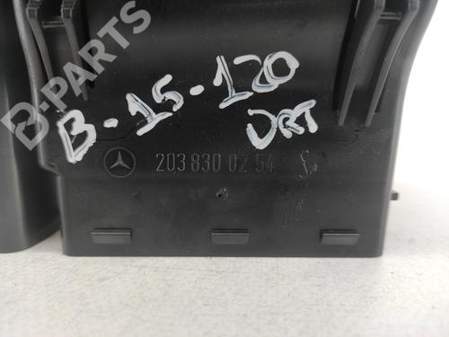 Air vent MERCEDES-BENZ C-CLASS Coupe (CL203) C 180 Kompressor (203.746) | BP11678648I21 