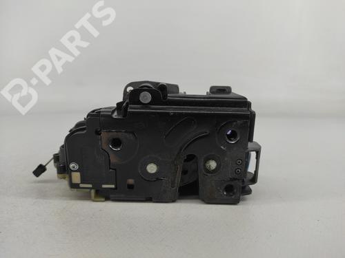 Używane Zamek drzwi przednich prawych SKODA FABIA I (6Y2) 1.4 (68 hp) 8063527