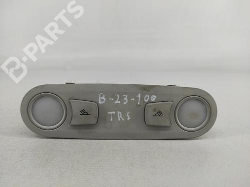 Luz interior AUDI A5 (8T3) 3.0 TDI quattro (240 hp) 8T0947411A