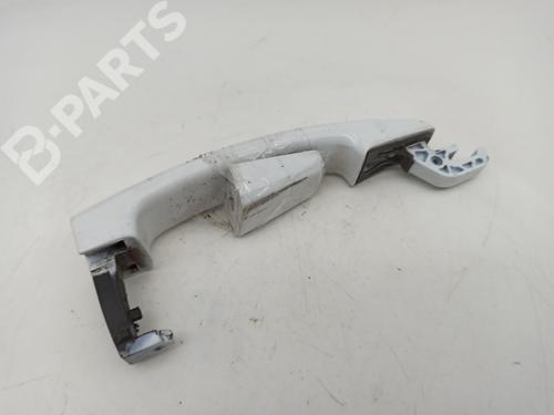 Klamka zewnętrzna drzwi przednich prawych OPEL CORSA D (S07) 1.4 (L08, L68) | BP8185011C129 