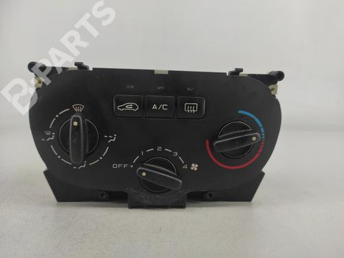 Used Climate control Climate control PEUGEOT 307 (3A/C) 2.0 HDi 90 (90 hp) 8205991 8205991