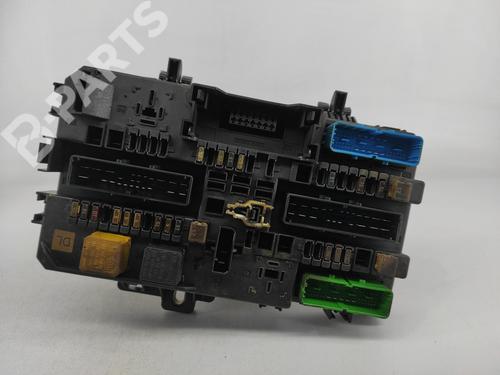 Sikringsdose OPEL ASTRA H Estate (A04) 1.7 CDTI (L35) (101 hp) 8217537