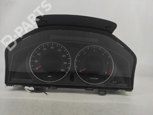 Used Instrument cluster VOLVO V70 III (135) 2.4 D (163 hp) 8219955