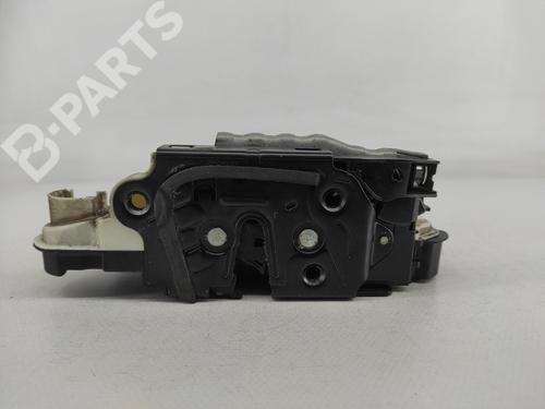 Høyre foran lås VW TIGUAN (5N_) 2.0 TDI (140 hp) 8255586