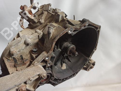 Used Gearbox OPEL ZAFIRA A MPV (T98) [1999-2006]  8281322
