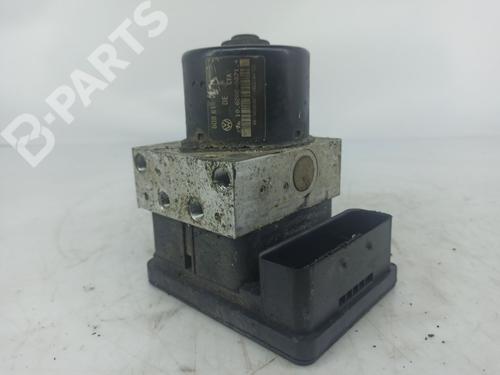 Used ABS pump VW POLO IV (9N_, 9A_) 1.2 12V (64 hp) 8382816