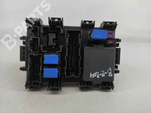 Used Fuse box NISSAN PIXO (UA0) 1.0 (68 hp) 8398055