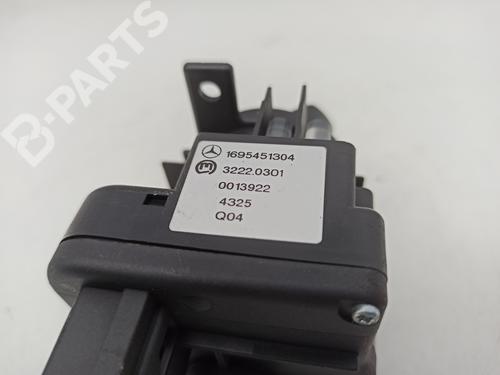 Headlight switch MERCEDES-BENZ A-CLASS (W169) A 170 (169.032, 169.332) | BP8409551I24 