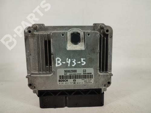 Used Engine control unit (ECU) CHEVROLET EPICA (KL1_) 2.0 D (150 hp) 8490284