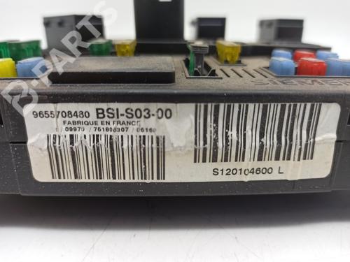 Fuse box PEUGEOT 407 SW (6E_, 6D_) 2.0 HDi | BP8607288E1