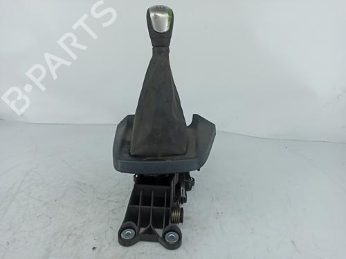 Used Gear lever FORD FIESTA VI (CB1, CCN) 1.4 TDCi (70 hp) 14419786
