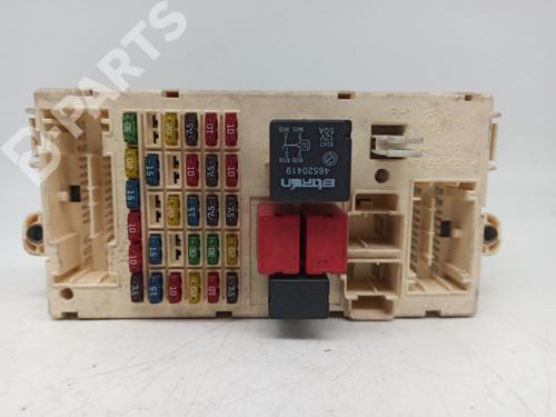 Used Fuse box FIAT PUNTO (188_) 1.2 60 (188.030, .050, .130, .150, .230, .250) (60 hp) 9115678