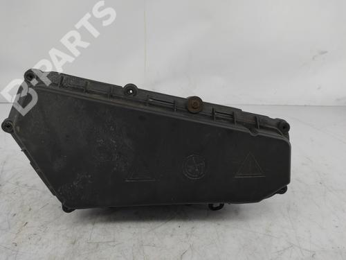 Caja reles / fusibles BMW 1 (F20) 118 d (143 hp) 8509913