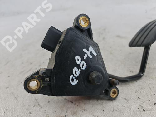 Pedal RENAULT CLIO III (BR0/1, CR0/1) 1.2 16V (BR02, BR0J, BR11, CR02, CR0J, CR11) | BP9242834I4 