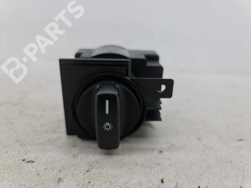 Used Headlight switch MERCEDES-BENZ B-CLASS Sports Tourer (W245) B 180 CDI (245.207) (109 hp) 9256183