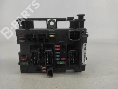 Fuse box PEUGEOT 307 Break (3E) 1.6 16V 9650664180